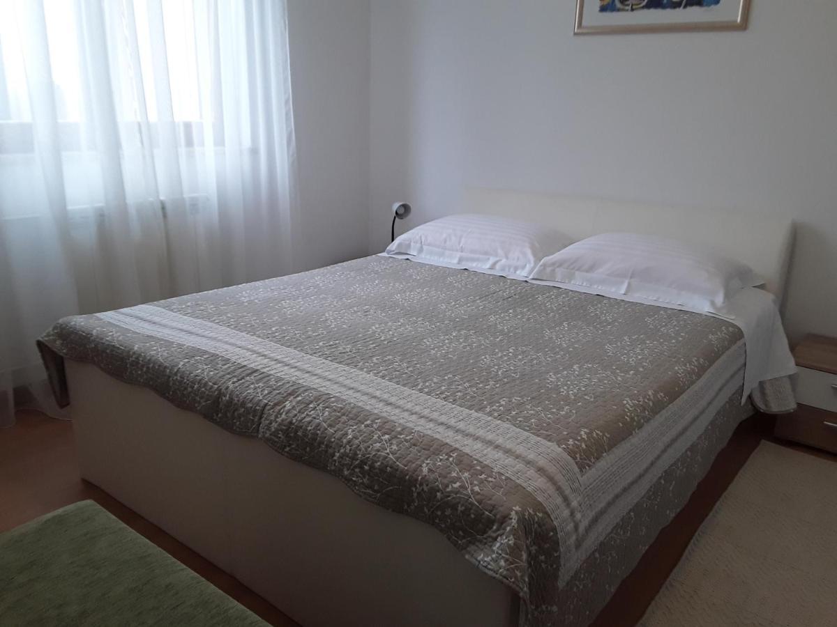Apartments Liliana פולה מראה חיצוני תמונה